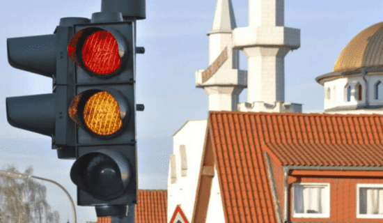 A stoplight signaling to stop